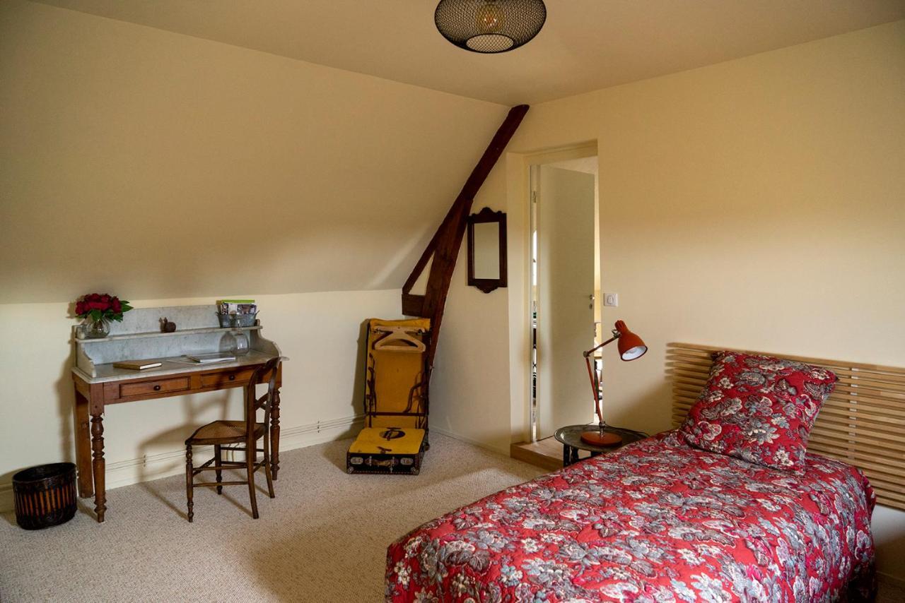 Chambre D'Hotes Chez Artiste Verrier, La Perriere - Perche Kültér fotó